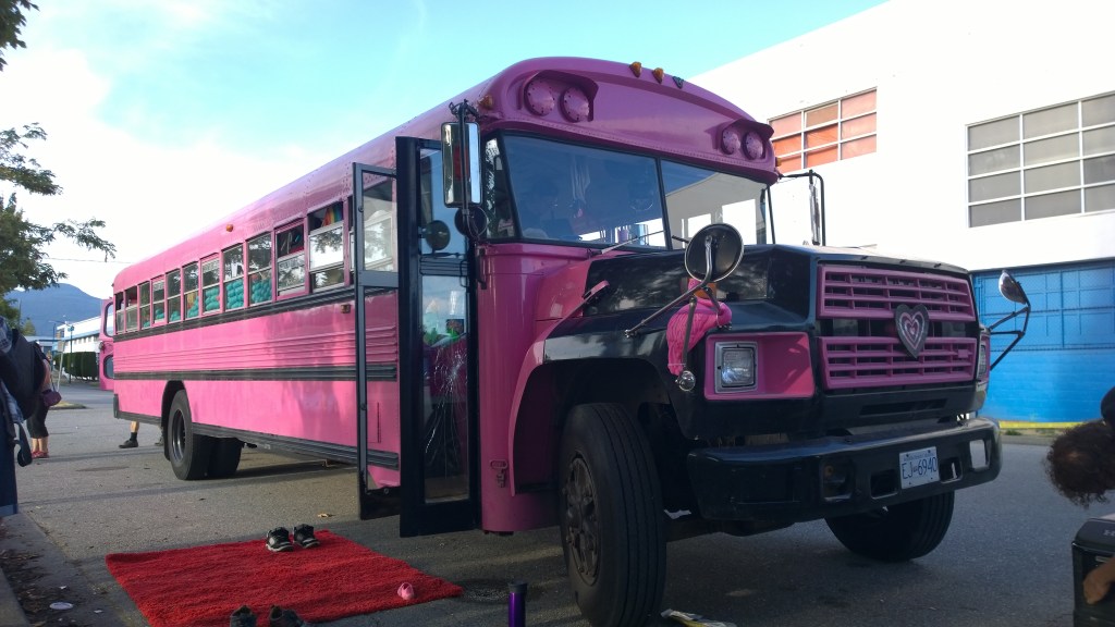2015-08-16 - Parkproof - 05 - Love bus